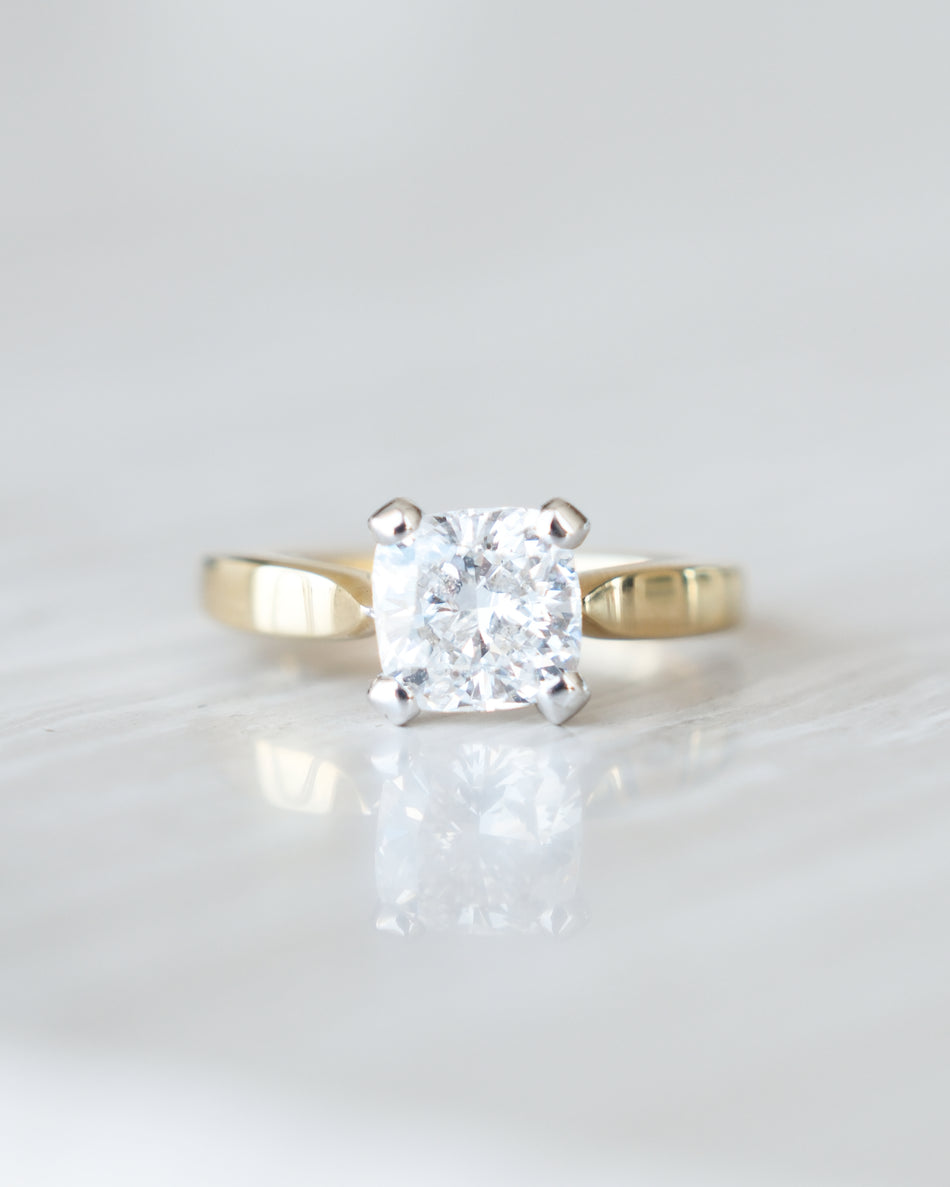 Anillo Briseida