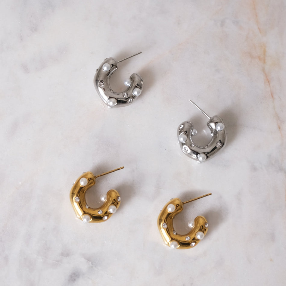Aretes Contemporary