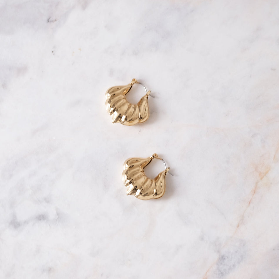 Aretes Hold On