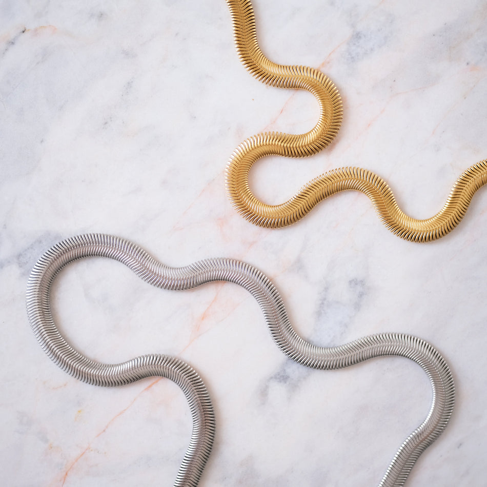 Collar Serpent Look