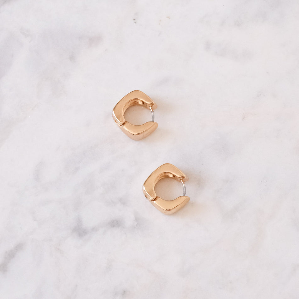Aretes Huggies Square