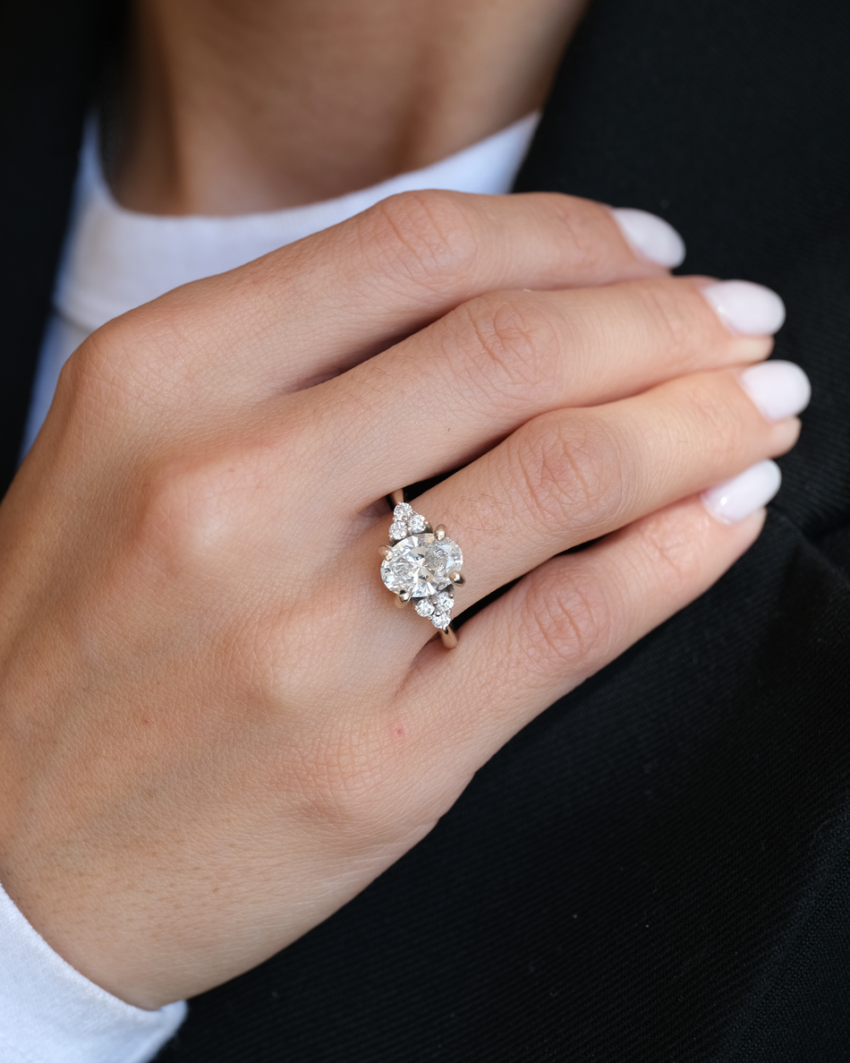 Anillo Carlota