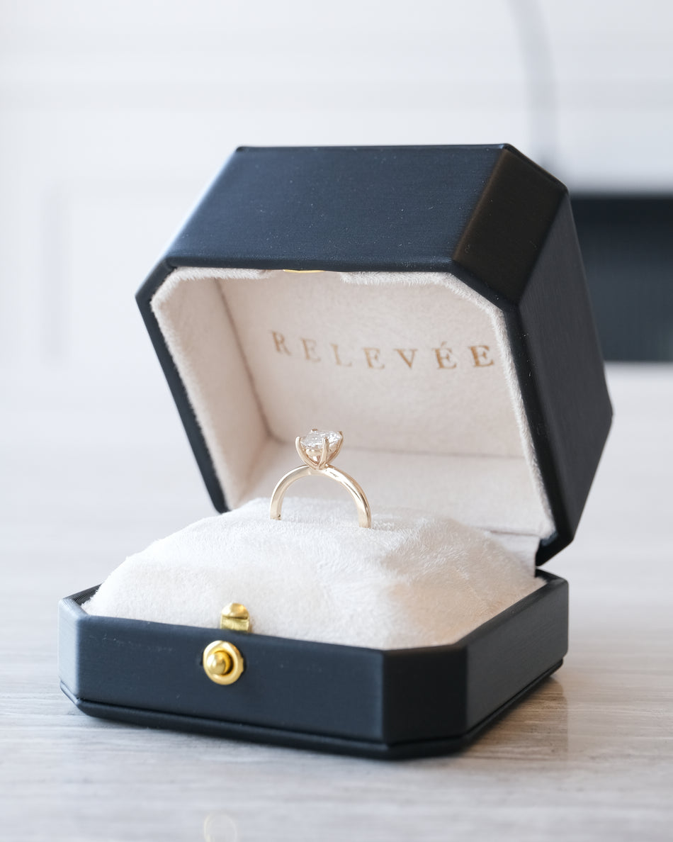 Anillo Dafne