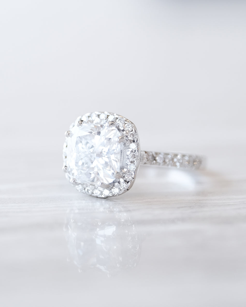 Anillo Alexandra