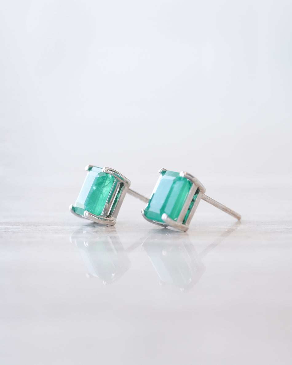 Aretes Azalea