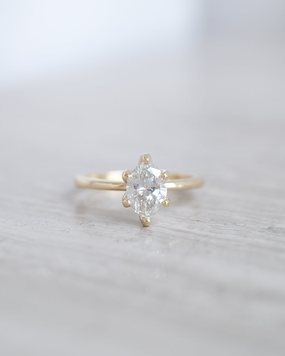 Anillo Ellen