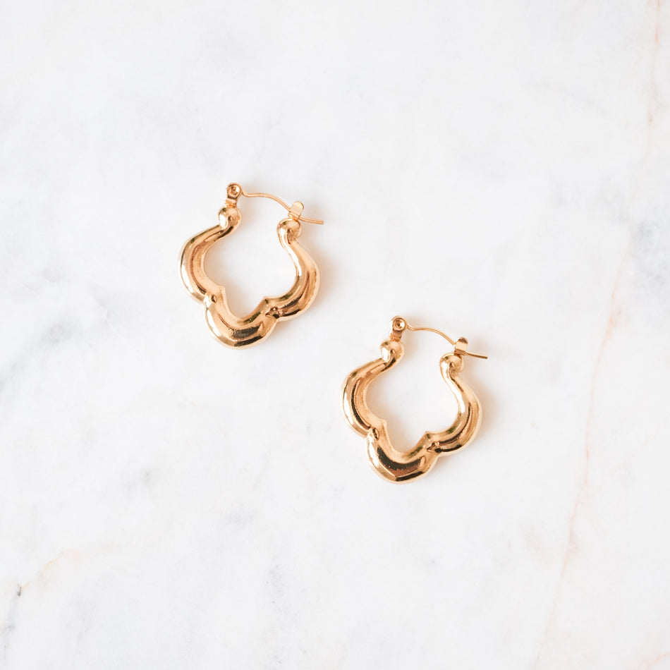 Aretes Mystique