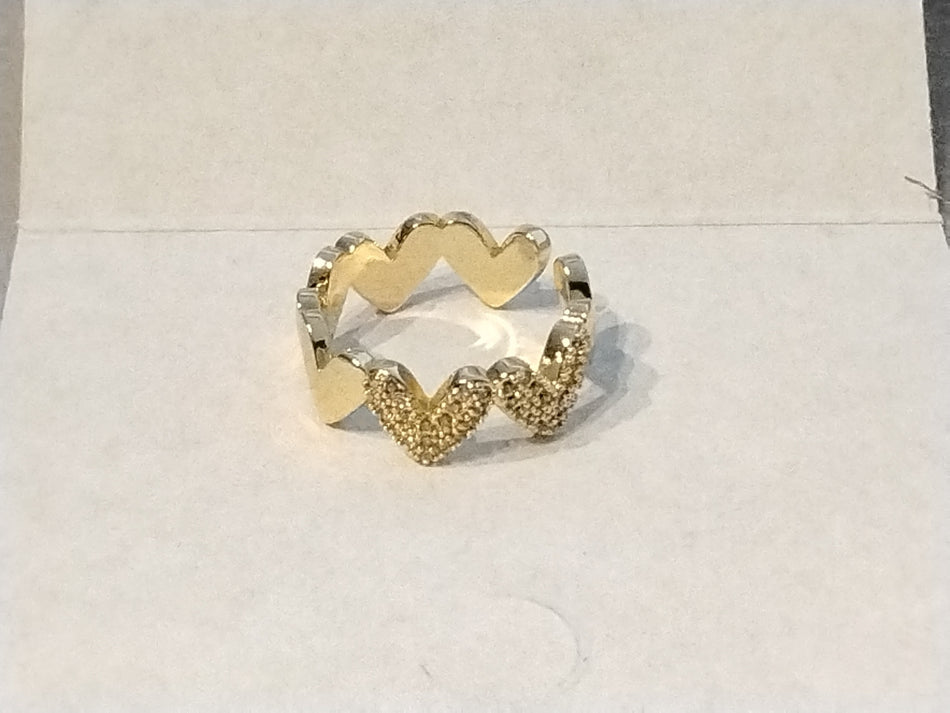 Anillo Line of Hearts