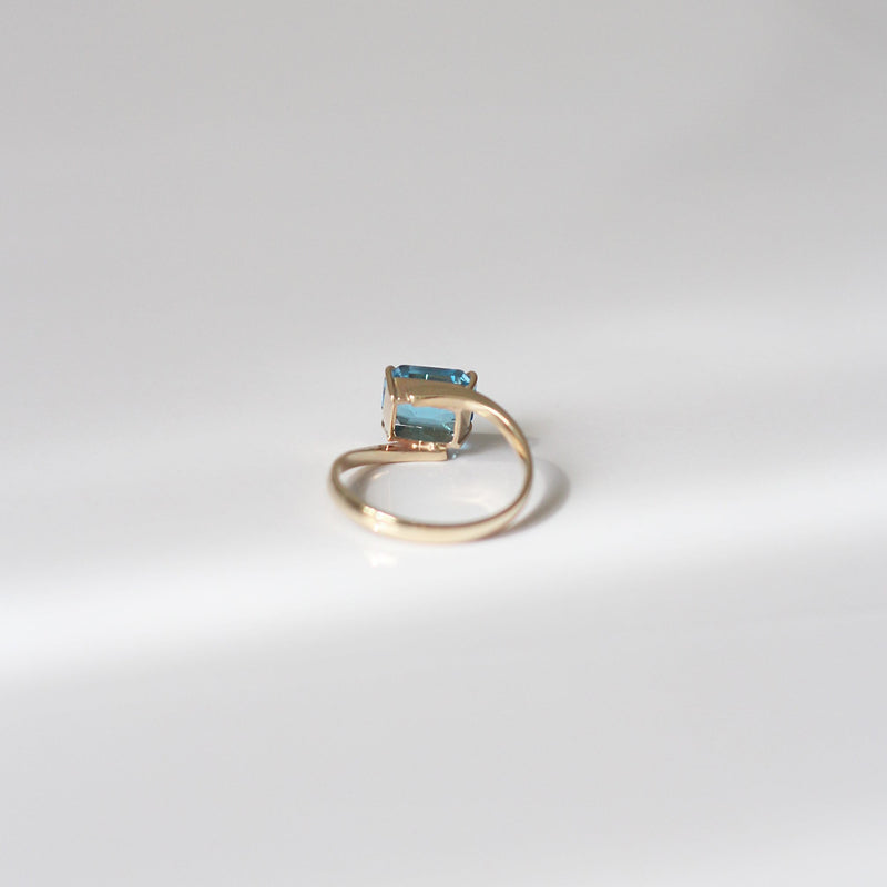 Anillo Topacio Azul