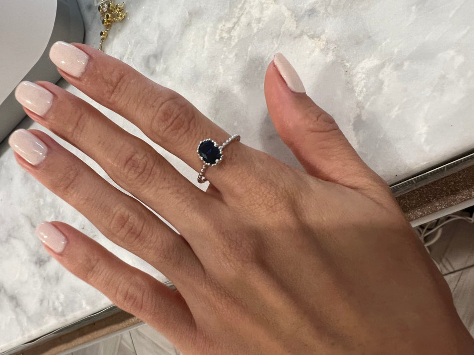Anillo Donatella